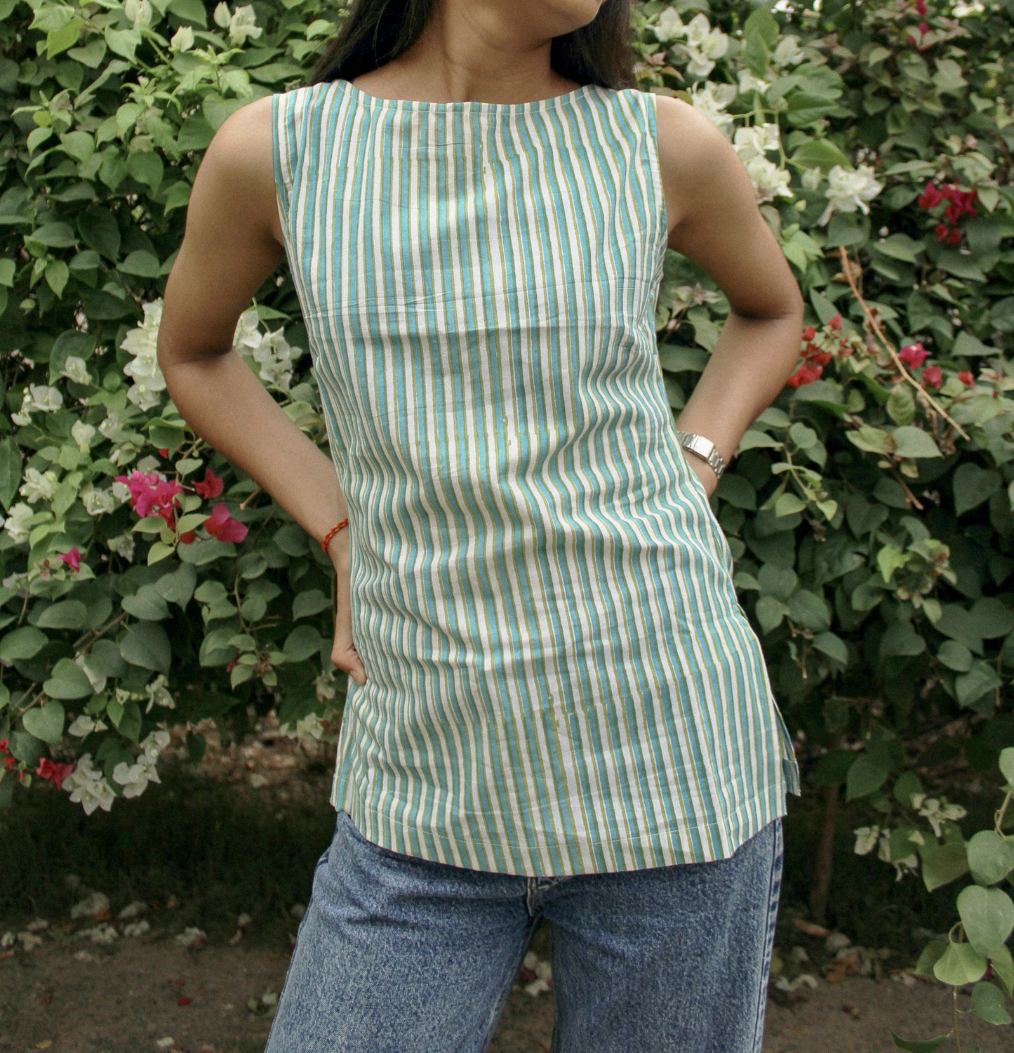Nirv Blouse in blockprint stripe – Front View on Model